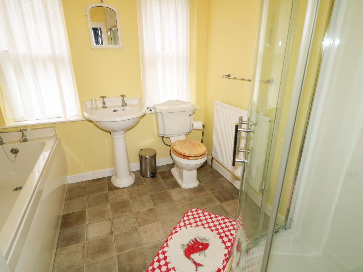 Villa Carriguisnagh Ballycastle Esterno foto