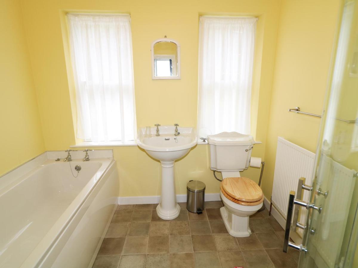 Villa Carriguisnagh Ballycastle Esterno foto
